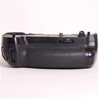 Used Nikon MB-D16 Battery Grip for D750