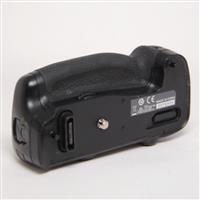 Used Nikon MB-D16 Battery Grip for D750