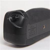 Used Nikon MB-D16 Battery Grip for D750