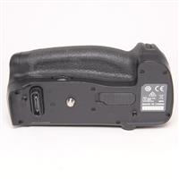 Used Nikon MB-D18 Multi-Power Battery Grip for Nikon D850