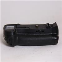 Used Nikon MB-D18 Multi-Power Battery Grip for Nikon D850
