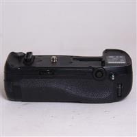 Used Nikon MB-D18 Multi-Power Battery Grip for Nikon D850