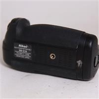 Used Nikon MB-D18 Multi-Power Battery Grip for Nikon D850