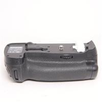 Used Nikon MB-D18 Multi-Power Battery Grip for Nikon D850