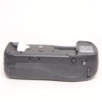 Used Nikon MB-D18 Multi-Power Battery Grip for Nikon D850