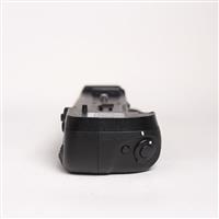 Used Nikon MB-D18 Multi-Power Battery Grip for Nikon D850