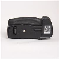 Used Nikon MB-D18 Multi-Power Battery Grip for Nikon D850
