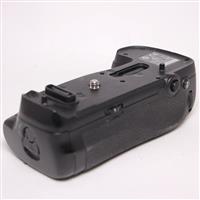 Used Nikon MB-D18 Multi-Power Battery Grip for Nikon D850