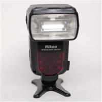 Used Nikon SB-910 Speedlight