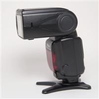 Used Nikon SB-910 Speedlight