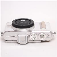 Used Olympus PEN E-PL8 Digital Mirrorless Camera Body - Black