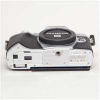 Used Olympus OM-D E-M10 Mark III Mirrorless Camera Body Silver