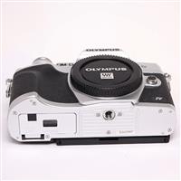 Used Olympus OM-D E-M10 IV Camera Silver Body