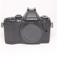 Used Olympus OM-D E-M5 Body  Black