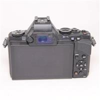 Used Olympus OM-D E-M5 Body  Black