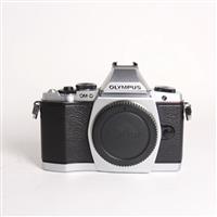 Used Olympus OM-D E-M5 Body  Black