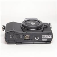 Used Olympus OM-D E-M5 Body  Black