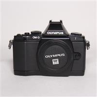Used Olympus OM-D E-M5 Body  Black