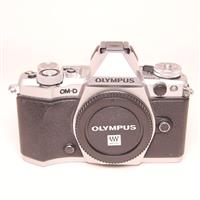 Used Olympus OM-D E-M5 Mark II Mirrorless Camera Body Silver