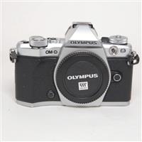 Used Olympus OM-D E-M5 Mark II Mirrorless Camera Body Silver