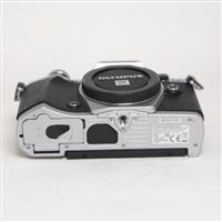 Used Olympus OM-D E-M5 Mark II Mirrorless Camera Body Silver