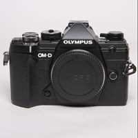 Used Olympus OM-D E-M5 Mark III Mirrorless Micro Four Thirds Camera Body - Black