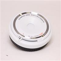 Used Olympus 9mm f8 Fisheye Body Cap Lens White