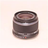 Used Olympus M.Zuiko Digital 25mm f/1.8 Lens Black