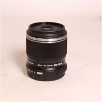 Used Olympus M.Zuiko Digital ED 30mm f/3.5 Macro Lens