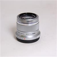 Used Olympus M.Zuiko Digital 45mm f/1.8 Lens Silver