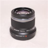 Used Olympus M.Zuiko Digital 45mm f/1.8 Lens Black