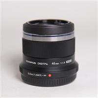 Used Olympus M.Zuiko Digital 45mm f/1.8 Lens Black