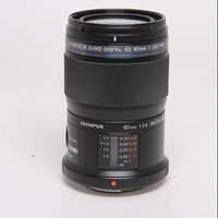 Used Olympus M.Zuiko Digital ED 60mm f/2.8 Macro Lens