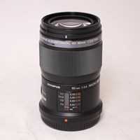 Used Olympus M.Zuiko Digital ED 60mm f/2.8 Macro Lens