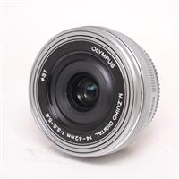 Used Olympus M.Zuiko Digital ED 14-42mm f/3.5-5.6 EZ Zoom Lens Silver