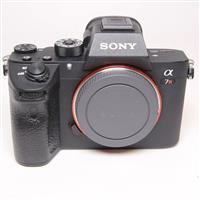 Used Sony a7R III Full Frame Mirrorless Camera Body