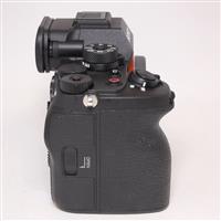 Used Sony a7R V Mirrorless Camera Body