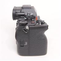 Used Sony a7R V Mirrorless Camera Body