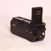 Used Sony VG-C1EM Vertical battery Grip for a7 & a7R/S