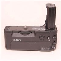 Used Sony VG-C3EM Vertical Grip for sony A9 and A7 III Series