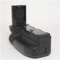 Used Sony VG-C3EM Vertical Grip for sony A9 and A7 III Series