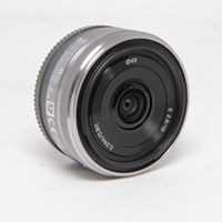 Used Sony E 16mm f/2.8 Wide Angle Pancake Lens
