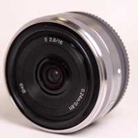 Used Sony E 16mm f/2.8 Wide Angle Pancake Lens