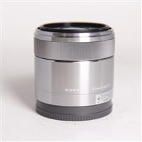 Used Sony E 30mm f/3.5 Macro Lens