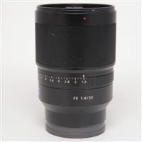 Used Sony FE 35mm f/1.4 ZA Zeiss Distagon T* Lens