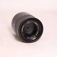 Used Sony FE 55mm f/1.8 ZA Zeiss Sonnar T* Lens