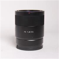 Used Sony FE 55mm f/1.8 ZA Zeiss Sonnar T* Lens