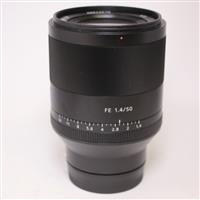Used Sony FE 50mm f/1.4 ZA Zeiss Planar T* Lens