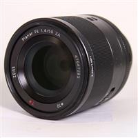Used Sony FE 50mm f/1.4 ZA Zeiss Planar T* Lens