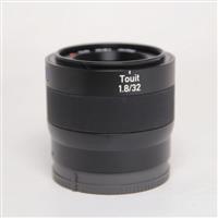 Used Zeiss Touit 32mm f/1.8 Planar T* Lens Sony E
